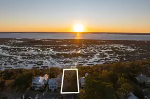 51 River Pl, Beaufort, SC 29906 - Photo 1