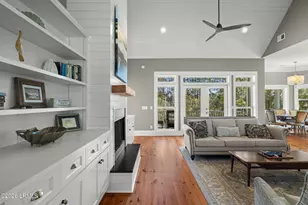 30 Lakeview Ln, Harbor Island, SC 29920 - Photo 9