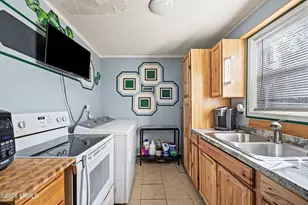 1332 Sea Island Pkwy, Saint Helena Island, SC 29920 - Photo 19