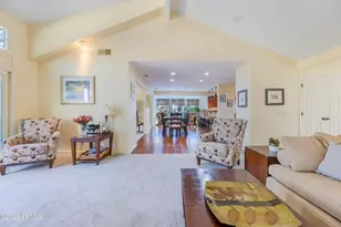 15 Oyster Reef Dr, Hilton Head, SC 29926 - Photo 19