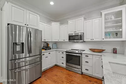 94 Gautier Place, Beaufort, SC 29902 - Photo 13