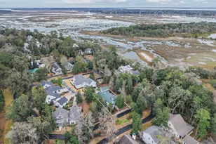 94 Gautier Pl, Beaufort, SC 29902 - Photo 47