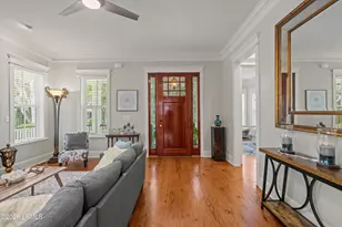 94 Gautier Pl, Beaufort, SC 29902 - Photo 7