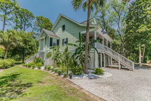 35 Lakeview Ln, Harbor Island, SC 29920 - Photo 41