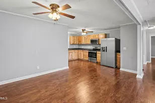 1502 Palmetto Dr, Beaufort, SC 29902 - Photo 9