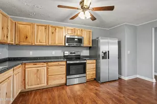 1502 Palmetto Dr, Beaufort, SC 29902 - Photo 11