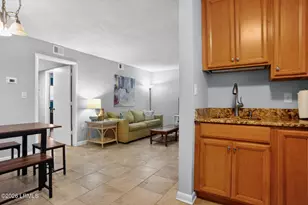 663 William Hilton Pkwy, Hilton Head Island, SC 29928 - Photo 7