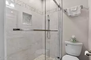 663 William Hilton Pkwy, Hilton Head Island, SC 29928 - Photo 13