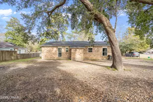 5618 Frederick Dr, Beaufort, SC 29906 - Photo 7