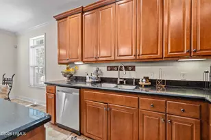 1 E River Dr, Beaufort, SC 29907 - Photo 11