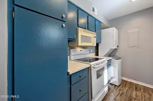 79 Lighthouse Rd, Hilton Head Island, SC 29928 - Photo 17