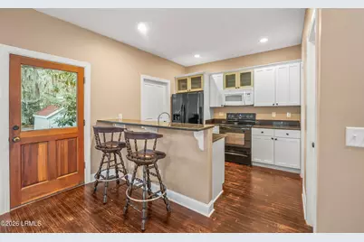 2677 Broad Street, Beaufort, SC 29902 - Photo 15