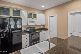 2677 Broad St, Beaufort, SC 29902 - Photo 17