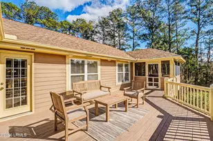 1812 Dolphin Row Dr, Beaufort, SC 29906 - Photo 5