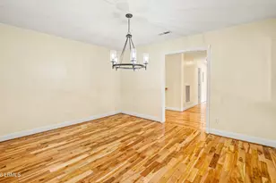 1812 Dolphin Row Dr, Beaufort, SC 29906 - Photo 11