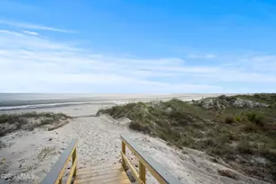 4 Cedar Reef Dr, Harbor Island, SC 29920 - Photo 27