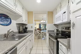 17 Lagoon Rd, Hilton Head Island, SC 29928 - Photo 11