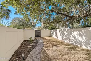 8a Market, Beaufort, SC 29906 - Photo 5