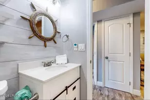 663 William Hilton Pkwy, Hilton Head Island, SC 29928 - Photo 13