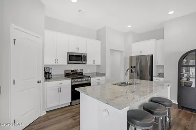 252 Founders Walk, Bluffton, SC 29910 - Photo 9