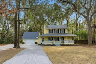 8 Meridith Ln, Beaufort, SC 29907 - Photo 3