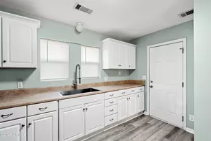 2813 Fourth St, Beaufort, SC 29902 - Photo 11