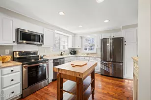 70 Shipyard Dr, Hilton Head, SC 29928 - Photo 15