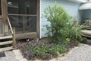 906 10th St, Port Royal, SC 29935 - Photo 15