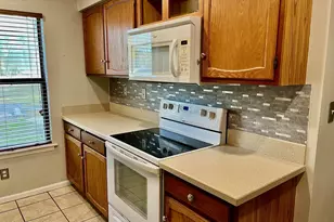 8 Battery Ln, Beaufort, SC 29902 - Photo 5