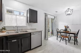 843 Rocking Horse Ln, Bluffton, SC 29910 - Photo 3