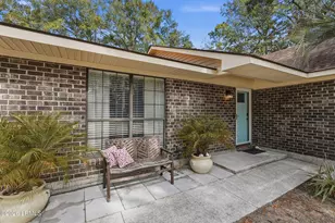 7 Woodbine Dr, Beaufort, SC 29907 - Photo 1