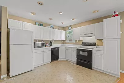 1118 Lands End Road, Saint Helena Island, SC 29920 - Photo 17