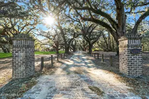 893 Grays Hwy, Ridgeland, SC 29936 - Photo 1