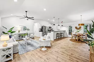 15 Hilda Ave, Beaufort, SC 29907 - Photo 1