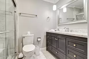 36 Deallyon Ave, Hilton Head Island, SC 29928 - Photo 9