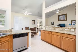 10 Abingdon Ln, Bluffton, SC 29909 - Photo 13