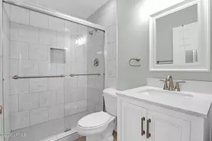 19 Lemoyne Ave, Hilton Head, SC 29928 - Photo 23