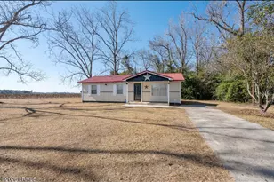 1076 Aiken Ave S, Fairfax, SC 29827 - Photo 3