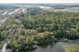 174 Polowana Rd, Saint Helena Island, SC 29920 - Photo 7