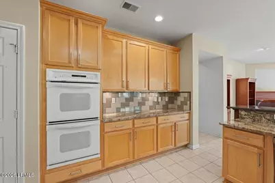 171 Hampton Circle, Bluffton, SC 29909 - Photo 11