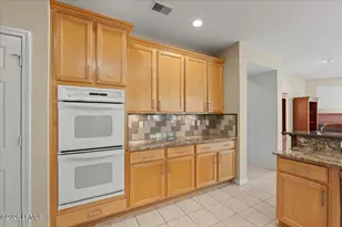 171 Hampton Cir, Bluffton, SC 29909 - Photo 11