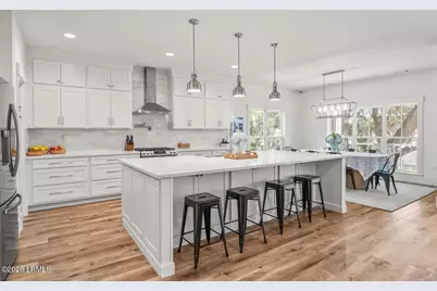 34 N Huspah Court N, Seabrook, SC 29940 - Photo 9