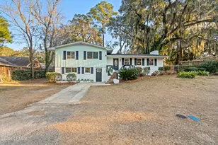 505 Center Dr W, Beaufort, SC 29902 - Photo 3