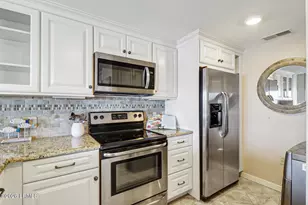 2 Shelter Cove Ln, Hilton Head Island, SC 29928 - Photo 15