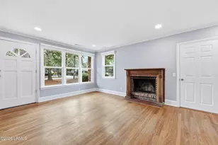 2419 Pine Ct N, Beaufort, SC 29902 - Photo 5