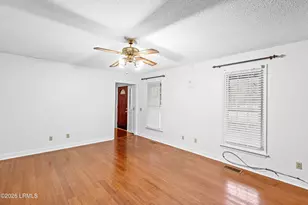 8 Redwood Ln, Beaufort, SC 29907 - Photo 11