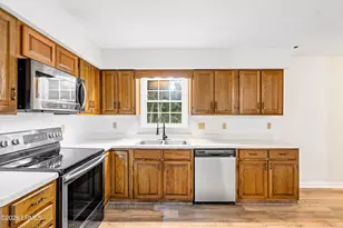 8 Redwood Ln, Beaufort, SC 29907 - Photo 15