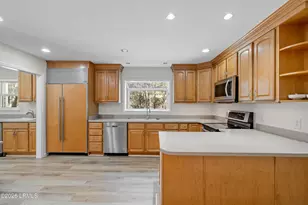 11 Redwood Ln, Beaufort, SC 29907 - Photo 13