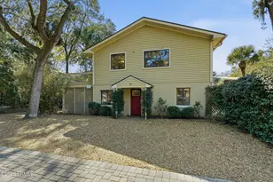 16 Dove St, Hilton Head, SC 29928 - Photo 5