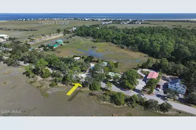 2111 Sea Island Parkway, Harbor Island, SC 29920 - Photo 5